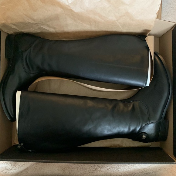 Frye 🍁NIB🍁Extended Calf Melissa Button Back ZIP - Picture 9 of 15